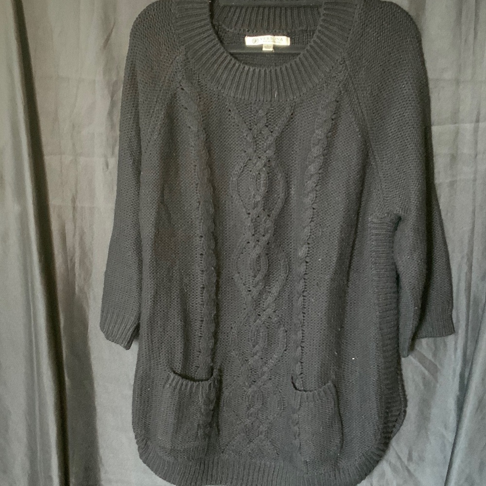 Versona  Black Cable Knit Sweater